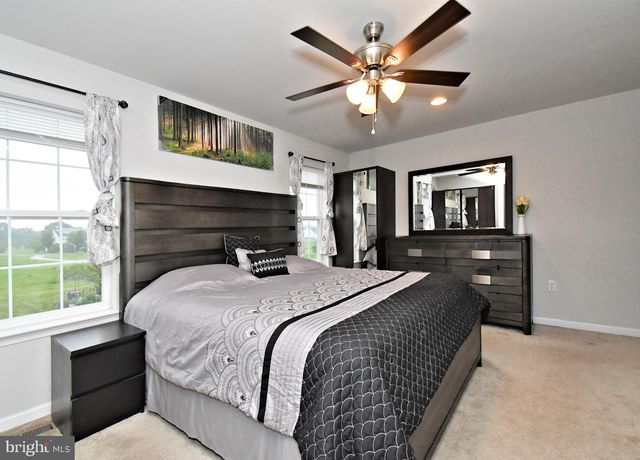 245 SUMNER CT, Harleysville, PA 19438