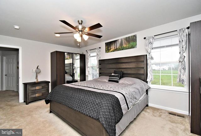 245 SUMNER CT, Harleysville, PA 19438