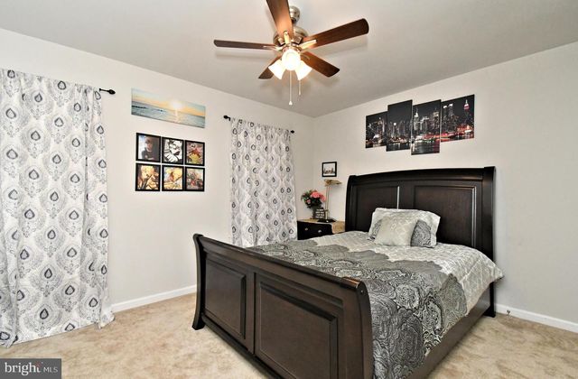 245 SUMNER CT, Harleysville, PA 19438