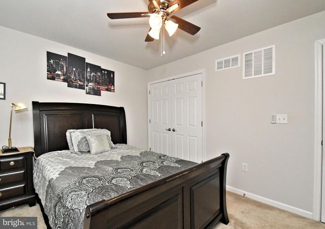 245 SUMNER CT, Harleysville, PA 19438