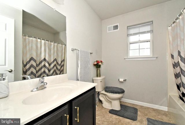 245 SUMNER CT, Harleysville, PA 19438