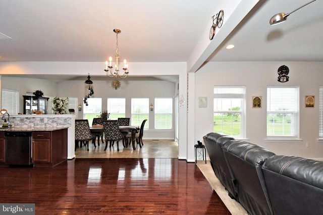 245 SUMNER CT, Harleysville, PA 19438