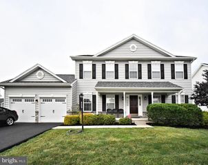 245 SUMNER CT, Harleysville, PA 19438