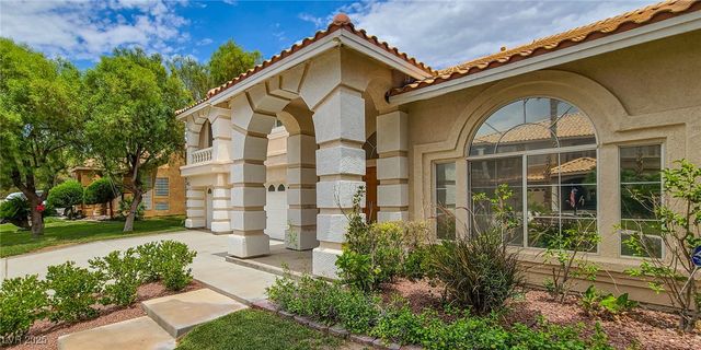 4100 Highland Castle Court, Las Vegas, NV 89129