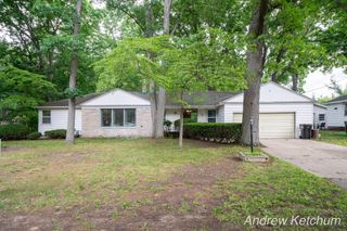 297 Fourth Avenue, Holland, MI 49424
