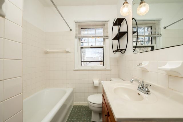 4909 Xerxes Avenue S, Minneapolis, MN 55410