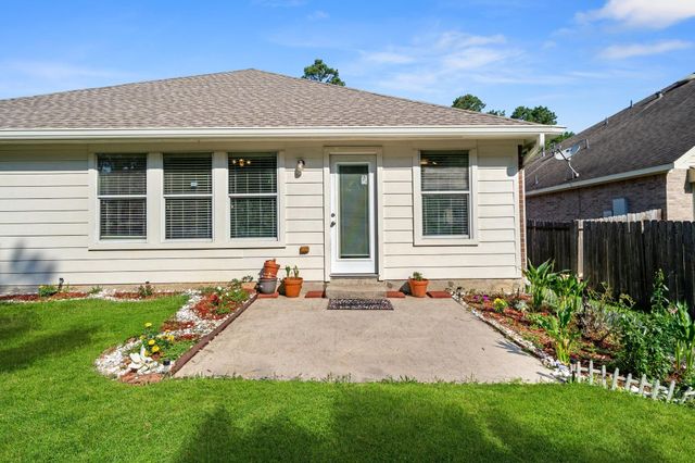 146 S Star Ridge Circle, The Woodlands, TX 77382