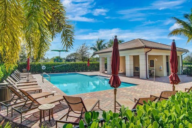 2374 Post St, Street, Palm Springs, FL 33406