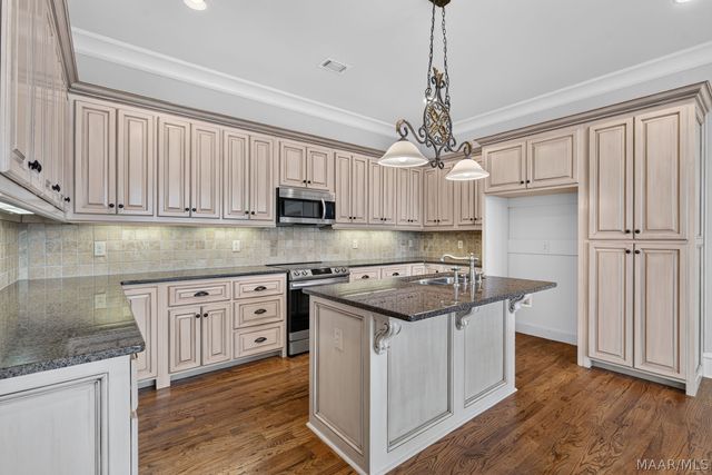 88 Bright Spot Street, Pike Road, AL 36064