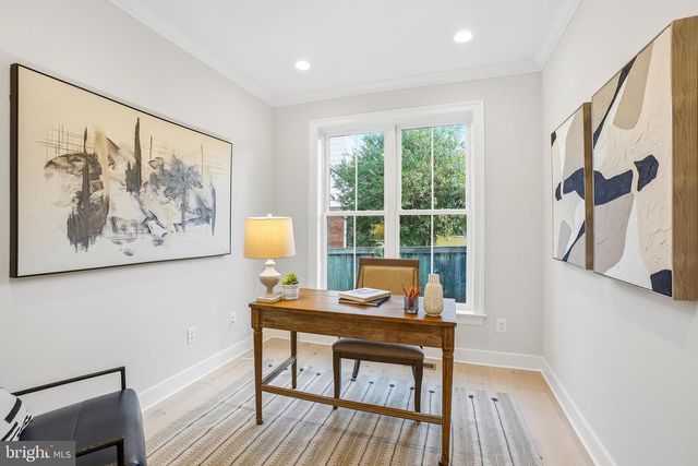 8802 RIDGE RD, Bethesda, MD 20817