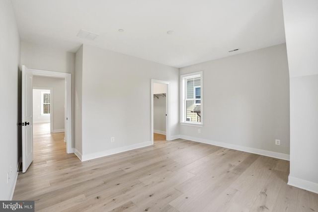 8802 RIDGE RD, Bethesda, MD 20817