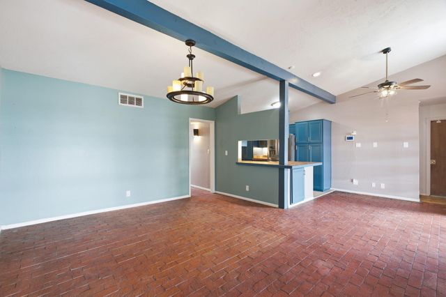 14326 Oakwood Place NE, Albuquerque, NM 87123