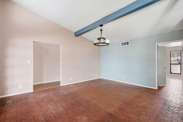 14326 Oakwood Place NE, Albuquerque, NM 87123