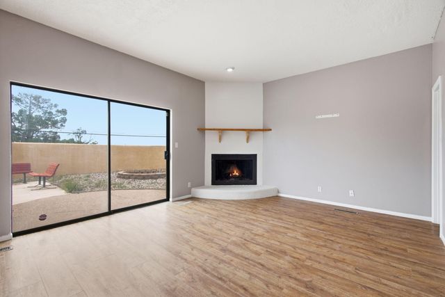 14326 Oakwood Place NE, Albuquerque, NM 87123