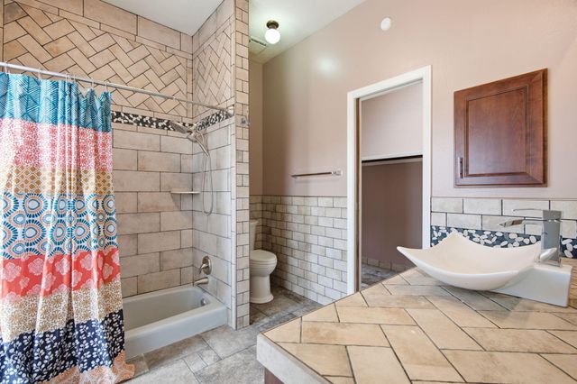14326 Oakwood Place NE, Albuquerque, NM 87123