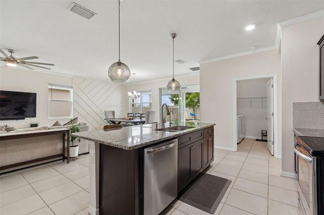 1135 PIPESTONE PLACE, Wesley Chapel, FL 33543