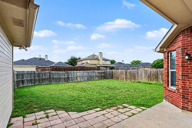 2521 Ash Creek, Mesquite, TX 75181