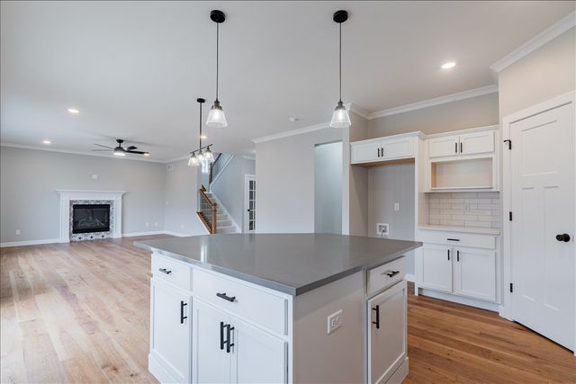 5206 Finlen Lane, Bloomington, IL 61705