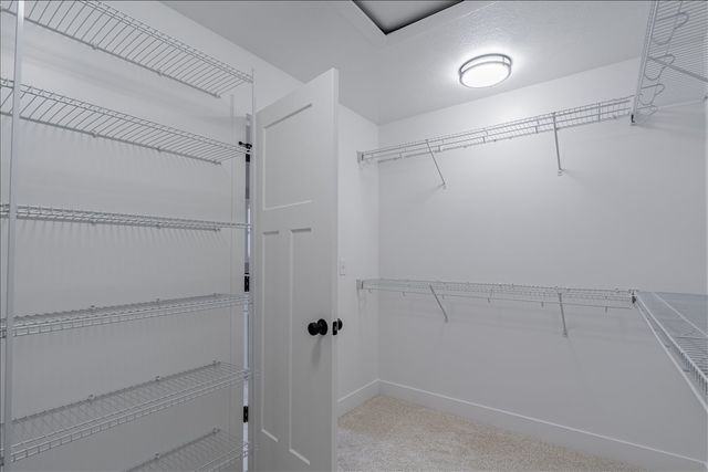 5206 Finlen Lane, Bloomington, IL 61705