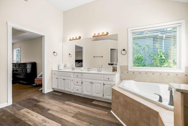 1915 W Ferrel Drive, Olathe, KS 66061