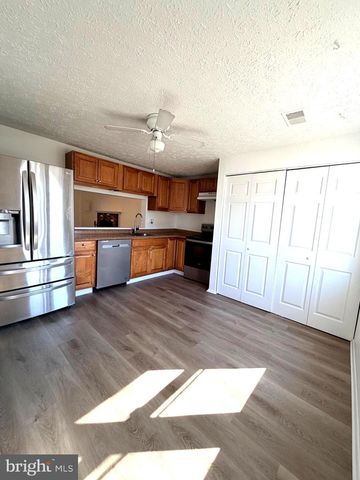 8081 STEEPLE CHASE CT, Springfield, VA 22153