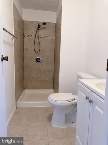 8081 STEEPLE CHASE CT, Springfield, VA 22153