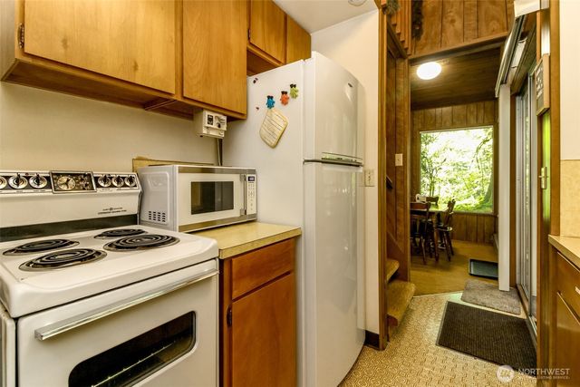 38115 564th ST CT E, Ashford, WA 98304