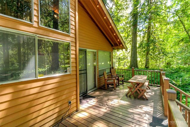 38115 564th ST CT E, Ashford, WA 98304