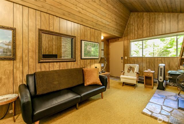 38115 564th ST CT E, Ashford, WA 98304