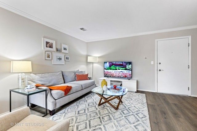 1650 Buttonwood Circle 3115, Schaumburg, IL 60173