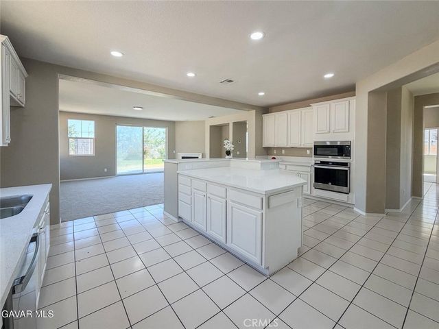 6727 Miramar Lane, Palmdale, CA 93551