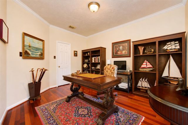 8111 Summer Wind Court, Sugar Land, TX 77479