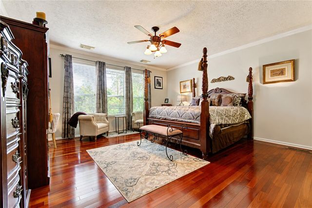 8111 Summer Wind Court, Sugar Land, TX 77479