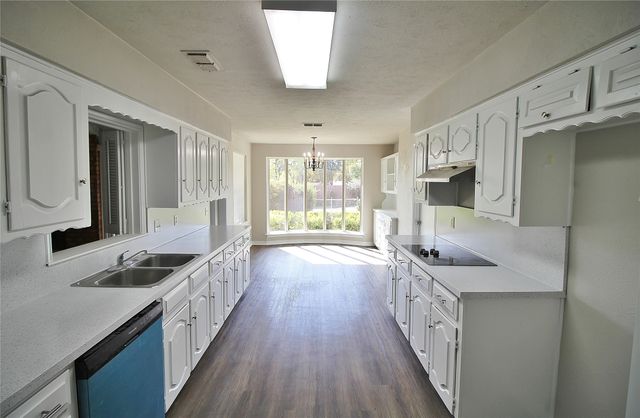 4219 Oak Arbor Drive, Dallas, TX 75233