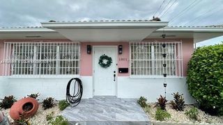 1801 NW 5th St, Miami, FL 33125