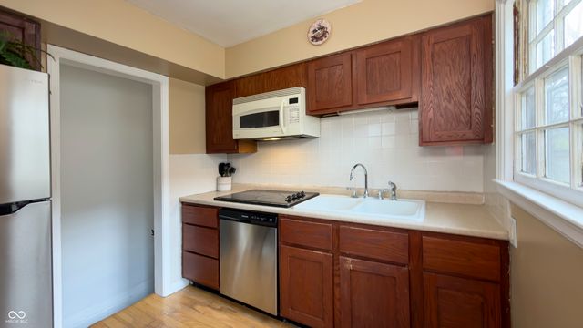 5121 Rosslyn Avenue, Indianapolis, IN 46205