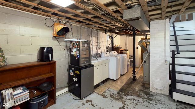 5121 Rosslyn Avenue, Indianapolis, IN 46205