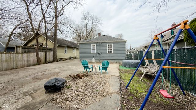 5121 Rosslyn Avenue, Indianapolis, IN 46205