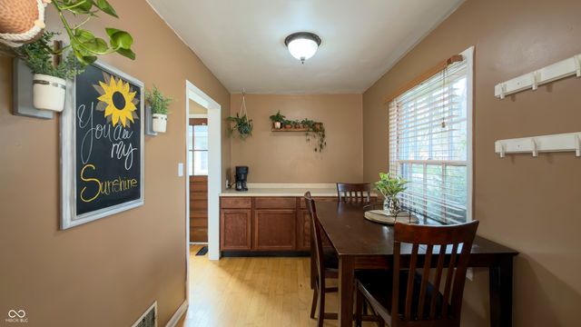 5121 Rosslyn Avenue, Indianapolis, IN 46205