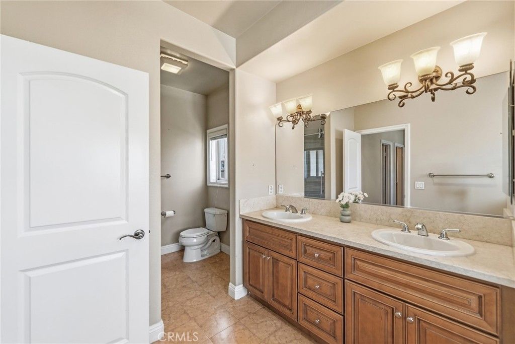 Image 19 of property listing at 4825 Arden Dr, Temple City, CA 91780