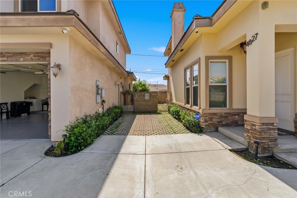 Image 2 of property listing at 4825 Arden Dr, Temple City, CA 91780