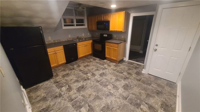 413 Atwells Avenue 3, Providence, RI 02909