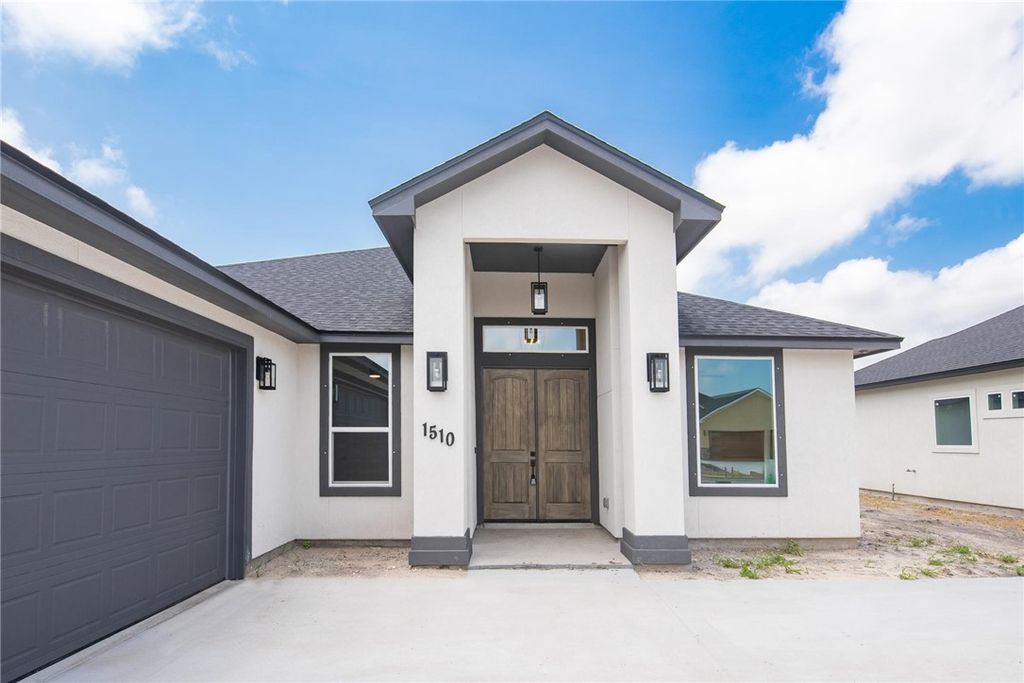 1510 Daenerys Ct, Corpus Christi, TX 78415 — photo 2