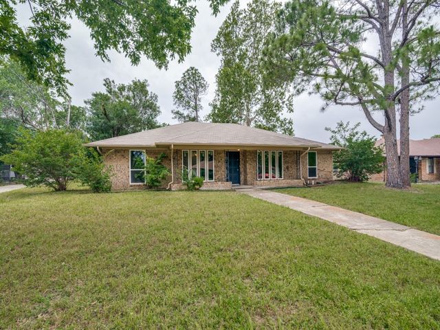 3906 Westview Drive, Rowlett, TX 75088