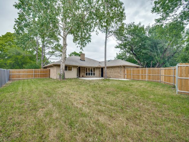 3906 Westview Drive, Rowlett, TX 75088