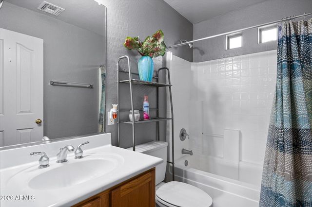 30379 N CORAL BEAN Drive, San Tan Valley, AZ 85143