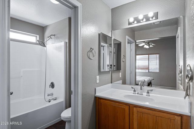 30379 N CORAL BEAN Drive, San Tan Valley, AZ 85143
