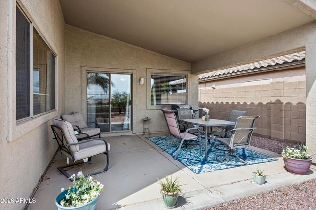 30379 N CORAL BEAN Drive, San Tan Valley, AZ 85143