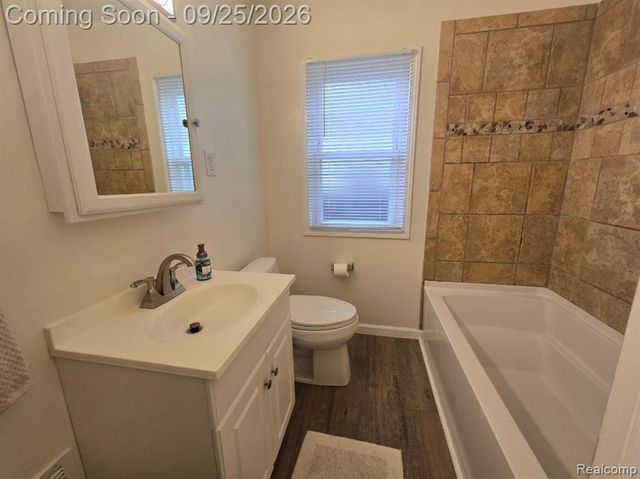 486 Lincoln Avenue, Lincoln Park, MI 48146