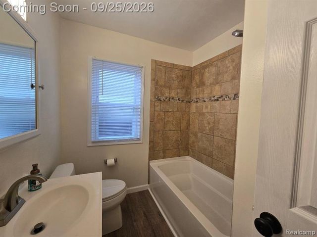 486 Lincoln Avenue, Lincoln Park, MI 48146